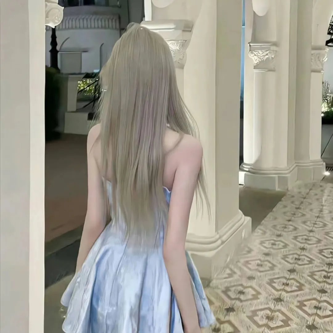 热裤荡女封面